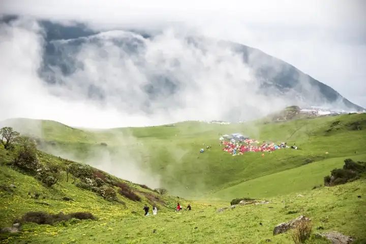 燃爆了！中国露营地点推荐人少 全国那些地方适合露营 - 中国十大露营地都在哪里