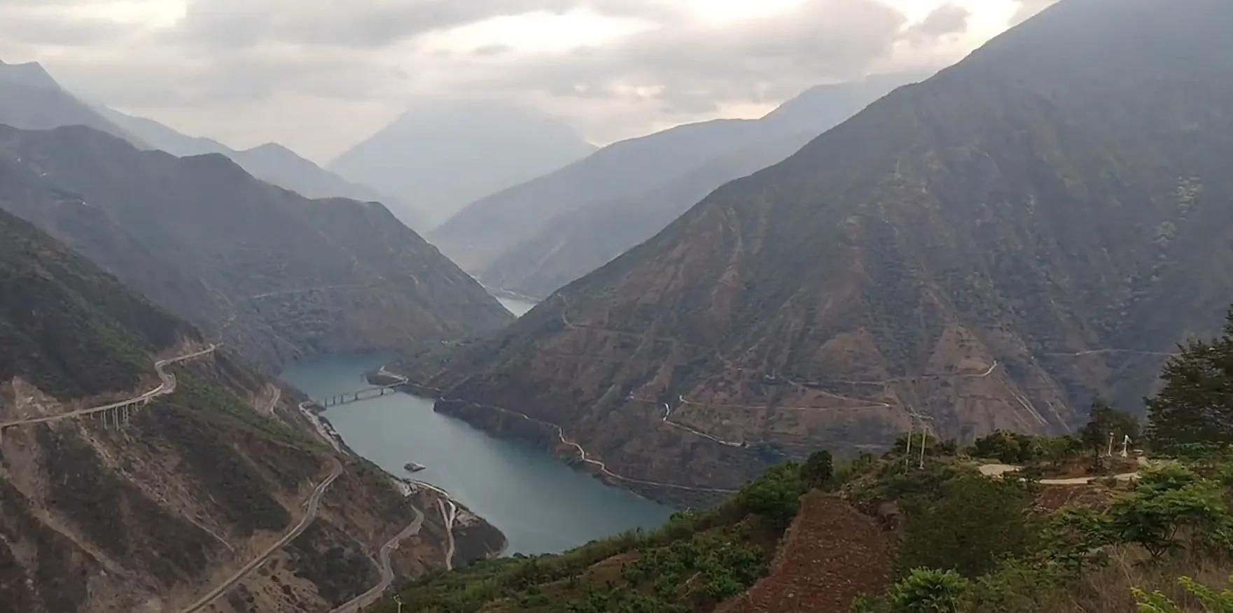 原创！泸沽湖帐篷营地 云南露营地推荐 - 云南泸沽湖一日游