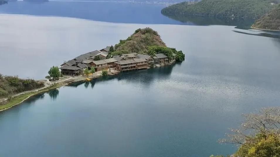 原创！泸沽湖帐篷营地 云南露营地推荐 - 云南泸沽湖一日游