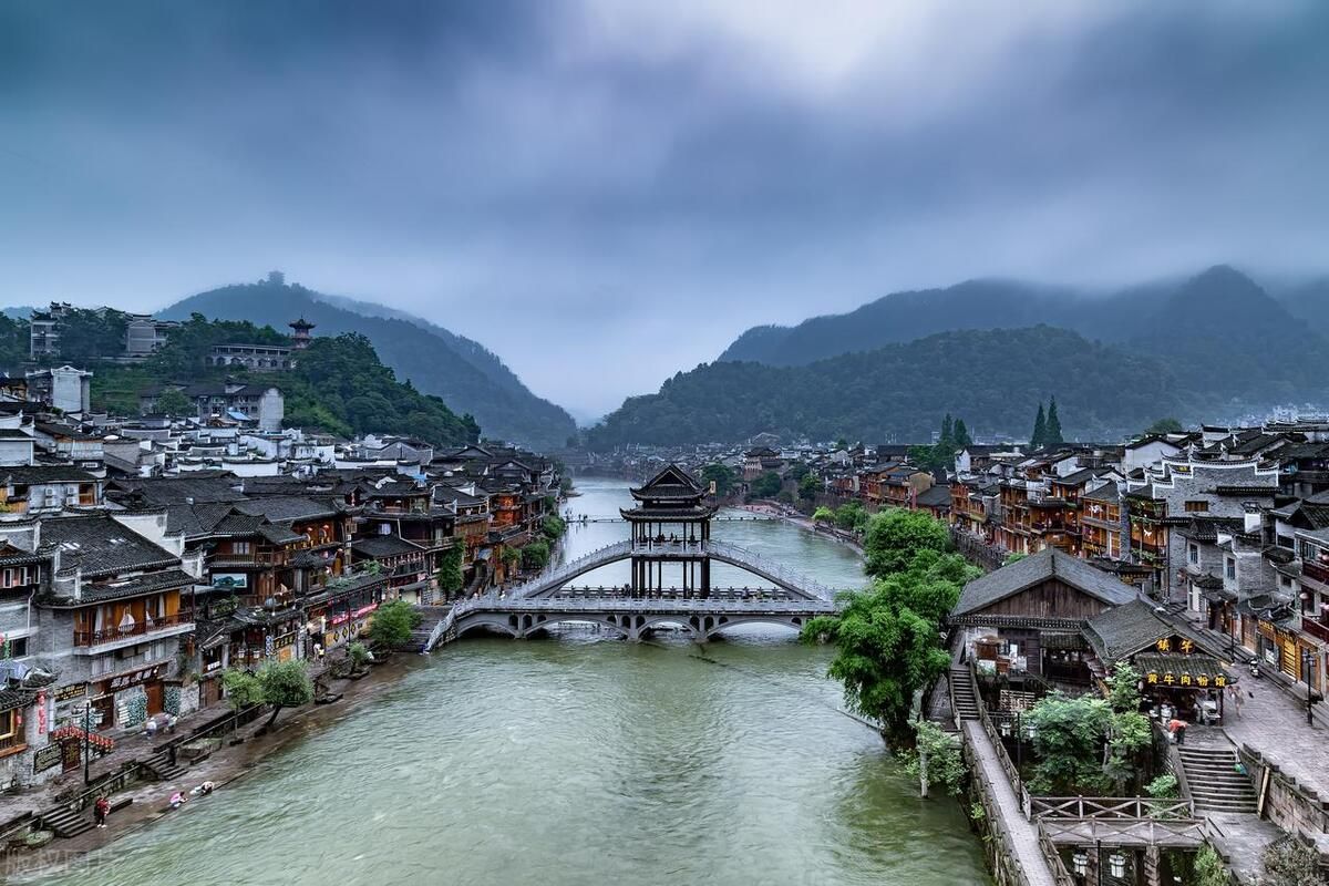 独自去旅游的好处（独自去旅行的优点）适合一个人旅行的10个地方，来一场自己和自己的相处