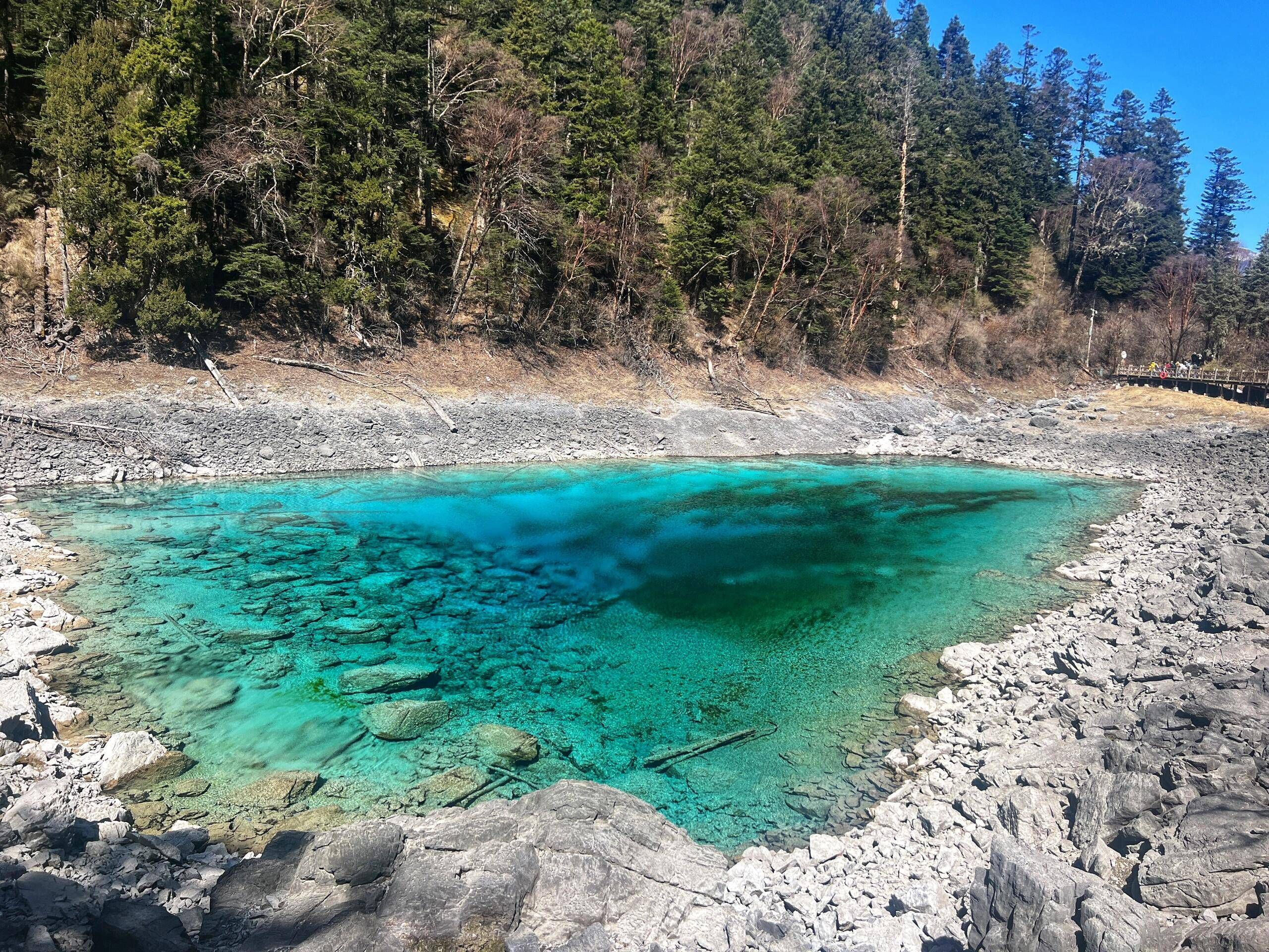 自驾游失踪（旅游失踪的那个男孩找到了吗）独自去四川成都旅游 ,尽心享受无忧行程