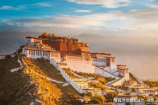 西藏旅游景点排名前十名大全图（西藏旅游景点排名前十名大全最新）西藏旅游攻略，西藏旅游攻略必去景点，超详细实用攻略