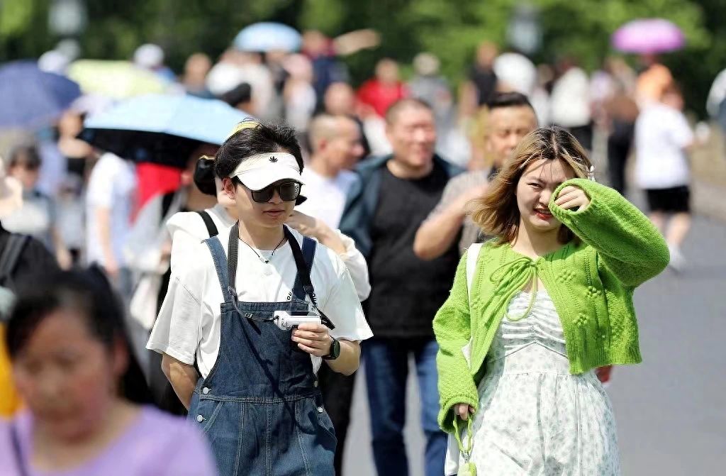 国外旅游景点排行前十名（国外旅游景点排行前十名!你都知道哪些?）去国外旅行，更便宜了？